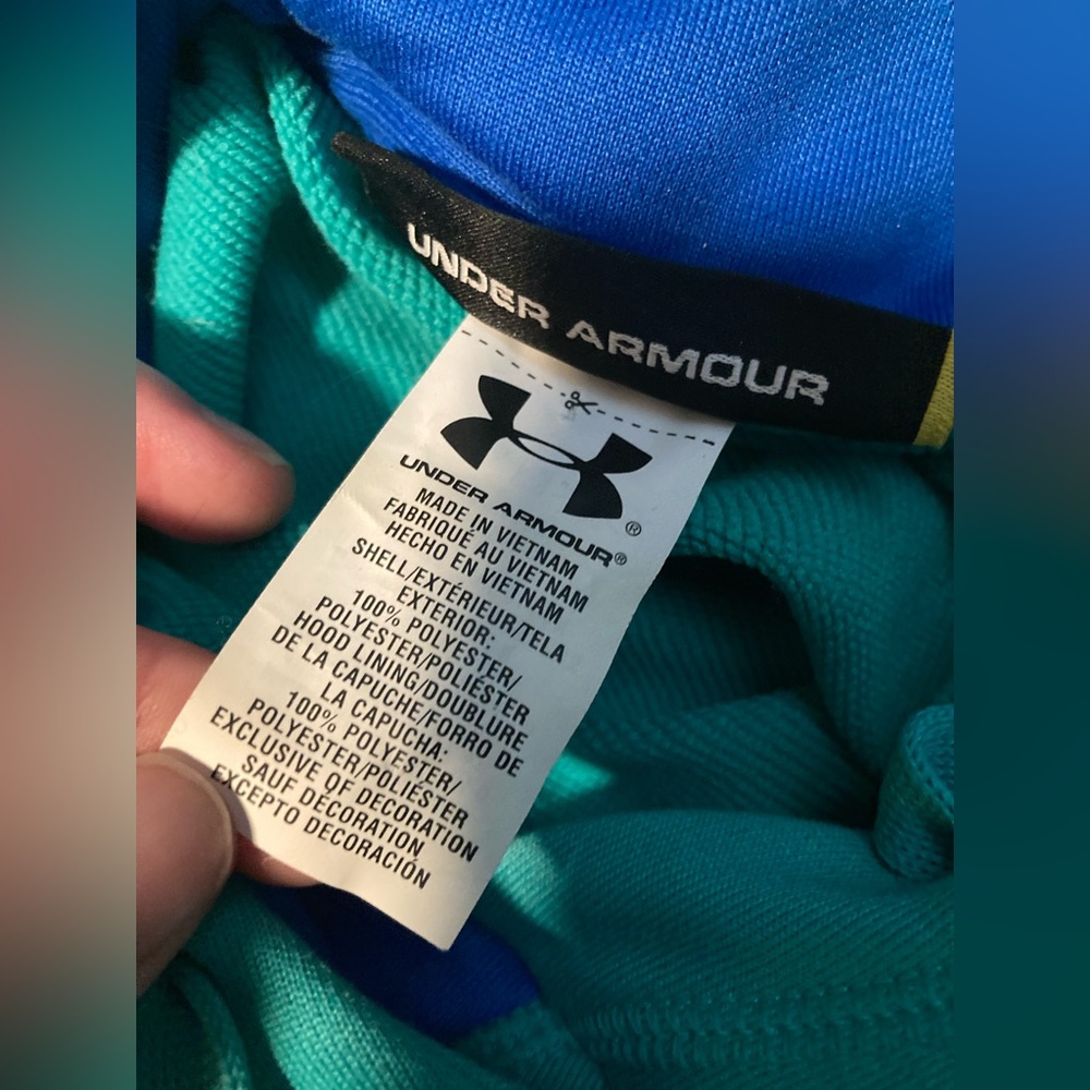 Under Armour, size large, beautiful colors, soft, warm, hoodie - Picture 2 of 6